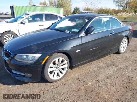 2013 BMW 3 Series 328i с VIN WBADW7C53DE732757, выставлен на аукционе IAAI как лот 43523498 с пробегом 52 501 миль миль и . История ставок и продаж доступна на DreamBid. Изображение 2.