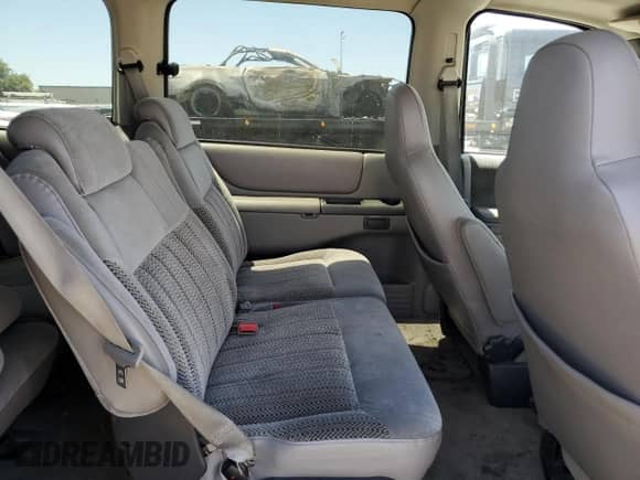 1997 Chevrolet Venture z VIN 1GNDU06E5VD154901, wystawiony jako Copart lot #59965545 z przebiegiem 139 060 mil mil oraz Czysty tytuł • Clean title. Historia ofert i sprzedaży dostępna na DreamBid. Obrazek 11.