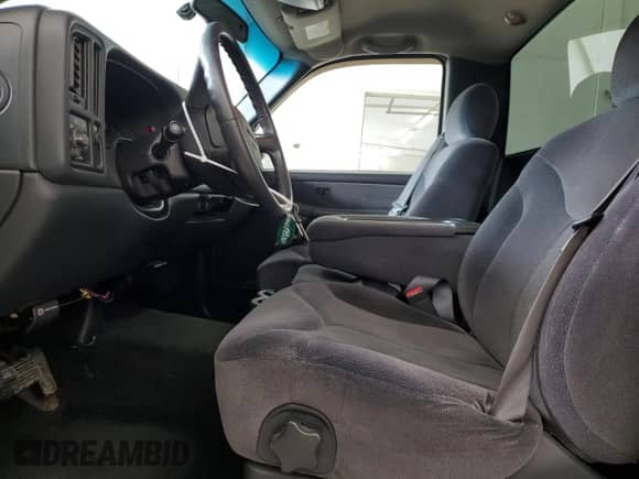 2002 GMC Sierra 1500 SLE with VIN 1GTEC14W42Z191888, listed as a Copart auction lot 68625785 with 130,053 mi miles and Clean title. Bid and sale history available at DreamBid. Image 7.