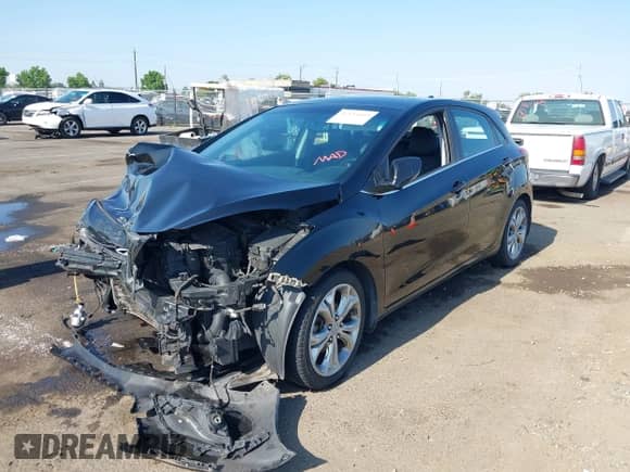 2013 Hyundai Elantra с VIN KMHD35LE9DU056350, выставлен на аукционе IAAI как лот 42433603 с пробегом 166 507 миль миль и . История ставок и продаж доступна на DreamBid. Изображение 18.