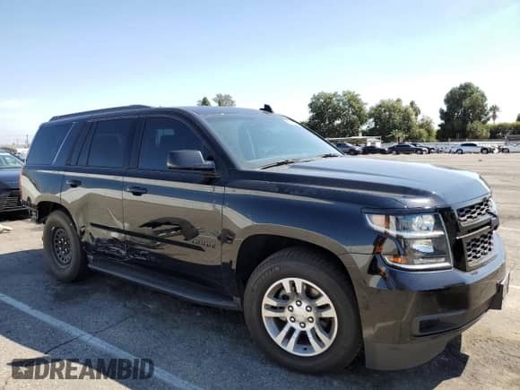 2019 Chevrolet Tahoe LT z VIN 1GNSCBKC4KR146006, wystawiony jako Copart lot #82077035 z przebiegiem Nie podano mil oraz Szkoda całkowita • Salvage title. Historia ofert i sprzedaży dostępna na DreamBid. Obrazek 4.