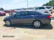 2007 Honda Accord LX SE z VIN 1HGCM66497A064283, wystawiony jako IAAI lot #42661272 z przebiegiem 237 163 mil mil oraz . Historia ofert i sprzedaży dostępna na DreamBid. Obrazek 15.