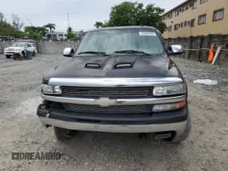 2002 Chevrolet Silverado 1500HD LT z VIN 1GCGK13U42F150688, wystawiony jako Copart lot #63464955 z przebiegiem 283 185 mil mil oraz Szkoda całkowita • Salvage title. Historia ofert i sprzedaży dostępna na DreamBid. Obrazek 5.