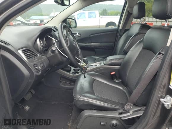 2017 Dodge Journey Crossroad Plus with VIN 3C4PDDGG1HT555938, listed as a Copart auction lot 68669955 with 95,858 mi miles and Salvage title. Bid and sale history available at DreamBid. Image 7.