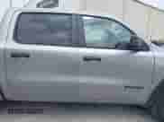 2025 Ram 1500 Rebel z VIN 1C6SRFLP3SN574597, wystawiony jako IAAI lot #42865040 z przebiegiem 35 346 mil mil oraz . Historia ofert i sprzedaży dostępna na DreamBid. Obrazek 13.