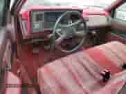 1989 Chevrolet Silverado 1500 с VIN 1GCDC14K6KZ165608, выставлен на аукционе Copart как лот 82457915 с пробегом 208 638 миль миль и Списание • Salvage title. История ставок и продаж доступна на DreamBid. Изображение 8.