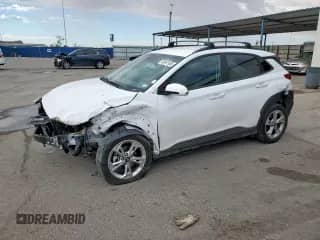 2022 Hyundai Kona SEL с VIN KM8K62AB3NU802797, выставлен на аукционе Copart как лот 83961955 с пробегом 30 563 миль миль и Списание • Salvage title. История ставок и продаж доступна на DreamBid. Изображение 1.