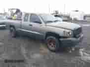2006 Dodge Dakota ST с VIN 1D7HE22N66S594976, выставлен на аукционе IAAI как лот 41057615 с пробегом 212 059 миль миль и . История ставок и продаж доступна на DreamBid. Изображение 1.