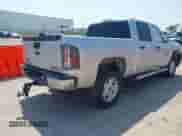 2012 Chevrolet Silverado 1500 LS z VIN 3GCPCREA4CG185181, wystawiony jako IAAI lot #42954321 z przebiegiem 268 189 mil mil oraz . Historia ofert i sprzedaży dostępna na DreamBid. Obrazek 4.
