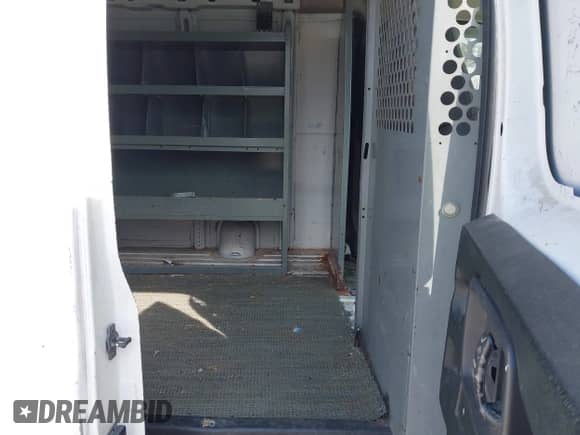 2003 Chevrolet Express Cargo с VIN 1GCHG35U831158628, выставлен на аукционе IAAI как лот 42007274 с пробегом 182 104 миль миль и . История ставок и продаж доступна на DreamBid. Изображение 8.