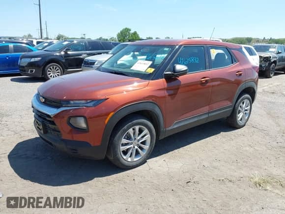 2021 Chevrolet TrailBlazer LS z VIN KL79MNSL3MB054870, wystawiony jako IAAI lot #42615832 z przebiegiem 26 373 mil mil oraz . Historia ofert i sprzedaży dostępna na DreamBid. Obrazek 18.