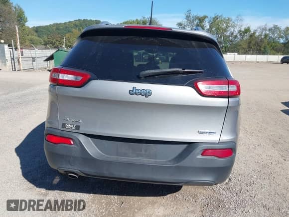 2014 Jeep Cherokee Latitude with VIN 1C4PJMCBXEW308071, listed as a IAAI auction lot 43196539 with 116,051 mi miles and . Bid and sale history available at DreamBid. Image 16.