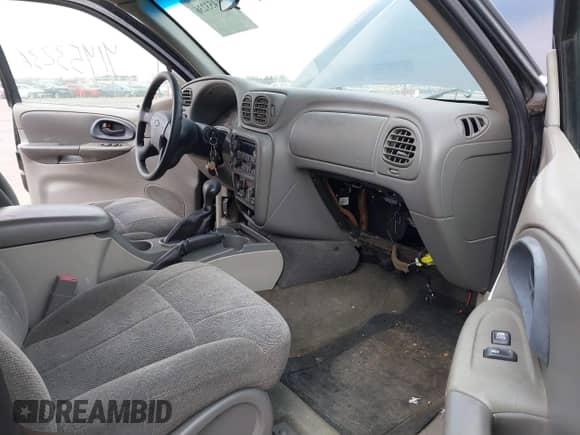 2004 Chevrolet TrailBlazer EXT LT с VIN 1GNET16S746115863, выставлен на аукционе IAAI как лот 41453236 с пробегом 198 099 миль миль и . История ставок и продаж доступна на DreamBid. Изображение 5.