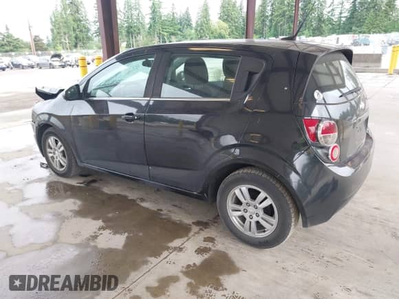 2014 Chevrolet Sonic LT с VIN 1G1JC6SB6E4154363, выставлен на аукционе IAAI как лот 42421573 с пробегом 128 205 миль миль и . История ставок и продаж доступна на DreamBid. Изображение 3.