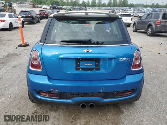 2011 MINI Hardtop S with VIN WMWSV3C54BTY13746, listed as a Copart auction lot 60811275 with 93,346 mi miles and Clean title. Bid and sale history available at DreamBid. Image 6.