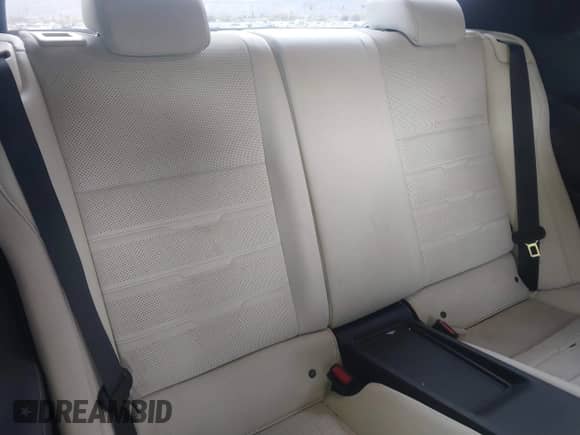 2019 Lexus RC 350 z VIN JTHHZ5BCXK5021570, wystawiony jako IAAI lot #41788944 z przebiegiem 62 033 mil mil oraz . Historia ofert i sprzedaży dostępna na DreamBid. Obrazek 8.