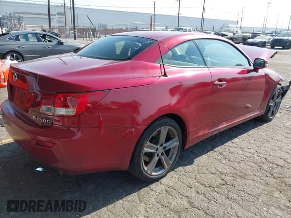 2015 Lexus IS 250 C with VIN JTHFF2C20F2532605, listed as a IAAI auction lot 42944927 with 48,502 mi miles and . Bid and sale history available at DreamBid. Image 4.