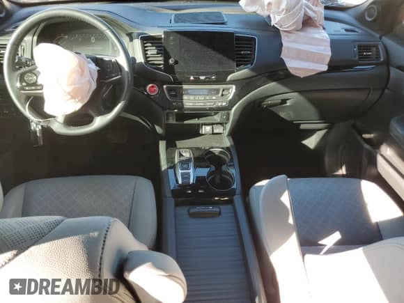 2021 Honda Passport Touring with VIN 5FNYF7H94MB008364, listed as a Copart auction lot 45971775 with 23,583 mi miles and Salvage title. Bid and sale history available at DreamBid. Image 8.