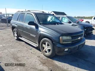 2004 Chevrolet TrailBlazer LS with VIN 1GNDT13S842126149, listed as a IAAI auction lot 43532447 with 181,395 mi miles and . Bid and sale history available at DreamBid. Image 1.