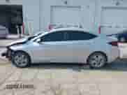 2019 Hyundai Elantra Value Edition с VIN 5NPD84LF5KH464523, выставлен на аукционе IAAI как лот 42814701 с пробегом 43 167 миль миль и . История ставок и продаж доступна на DreamBid. Изображение 14.
