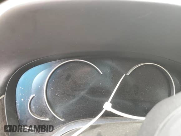 2016 BMW 7 Series 750i xDrive with VIN WBA7F2C52GG417795, listed as a Copart auction lot 51043725 with Not provided miles and Salvage title. Bid and sale history available at DreamBid. Image 9.