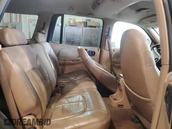 1998 Dodge Durango with VIN 1B4HS28Z0WF223167, listed as a Copart auction lot 85367824 with 266,612 mi miles and Clean title. Bid and sale history available at DreamBid. Image 11.