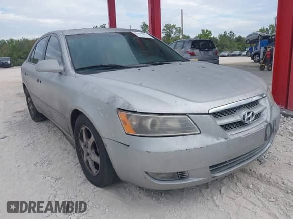 2006 Hyundai Sonata GLS z VIN 5NPEU46F06H094177, wystawiony jako IAAI lot #41209070 z przebiegiem 151 480 mil mil oraz . Historia ofert i sprzedaży dostępna na DreamBid. Obrazek 1.