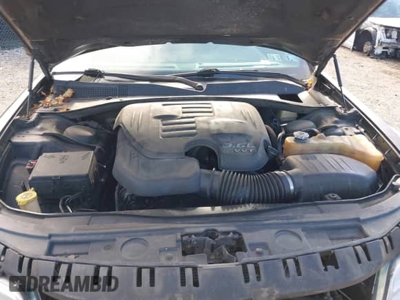 2014 Chrysler 300 with VIN 2C3CCAAGXEH103312, listed as a IAAI auction lot 43383409 with Not provided miles and . Bid and sale history available at DreamBid. Image 10.