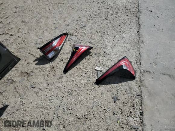 2016 Nissan Murano S z VIN 5N1AZ2MG0GN170722, wystawiony jako Copart lot #80876375 z przebiegiem 75 447 mil mil oraz Szkoda całkowita • Salvage title. Historia ofert i sprzedaży dostępna na DreamBid. Obrazek 12.