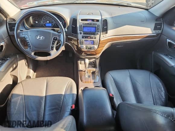 2010 Hyundai Santa Fe Limited с VIN 5NMSKDAGXAH379970, выставлен на аукционе Copart как лот 69197225 с пробегом 142 051 миль миль и Списание • Salvage title. История ставок и продаж доступна на DreamBid. Изображение 8.