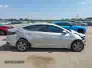 2019 Hyundai Elantra Value Edition z VIN 5NPD84LF4KH450404, wystawiony jako IAAI lot #43251128 z przebiegiem 99 895 mil mil oraz . Historia ofert i sprzedaży dostępna na DreamBid. Obrazek 13.