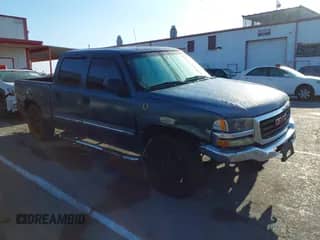 2007 GMC Sierra 1500 SL с VIN 2GTEC13V771141172, выставлен на аукционе IAAI как лот 42649033 с пробегом 188 990 миль миль и . История ставок и продаж доступна на DreamBid. Изображение 1.