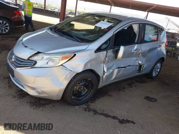 2015 Nissan Note S Plus with VIN 3N1CE2CP8FL370730, listed as a IAAI auction lot 42452014 with 65,698 mi miles and . Bid and sale history available at DreamBid. Image 2.