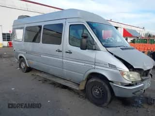 2004 Dodge Sprinter with VIN WD5PD744X45642082, listed as a IAAI auction lot 41414833 with 377,353 mi miles and . Bid and sale history available at DreamBid. Image 1.