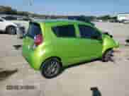 2015 Chevrolet Spark LS z VIN KL8CB6S97FC797935, wystawiony jako Copart lot #85173805 z przebiegiem 156 645 mil mil oraz Szkoda całkowita • Salvage title. Historia ofert i sprzedaży dostępna na DreamBid. Obrazek 3.