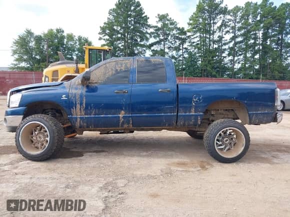 2008 Dodge 2500 SLT with VIN 3D7KS28A08G221753, listed as a IAAI auction lot 42663068 with 249,701 mi miles and . Bid and sale history available at DreamBid. Image 15.