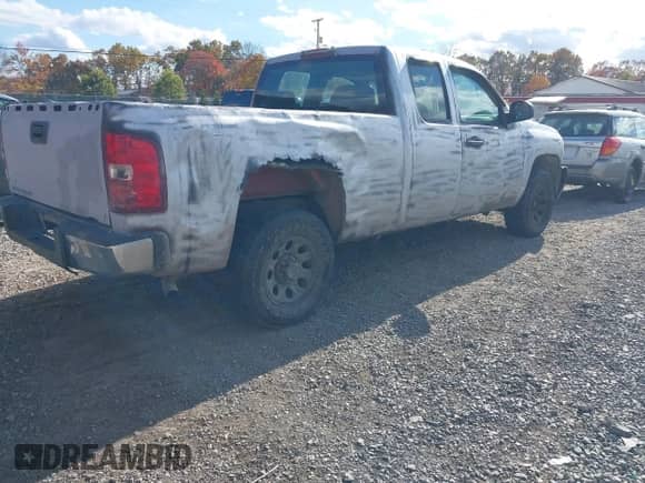2011 Chevrolet Silverado 1500 Work Truck с VIN 1GCRKPE31BZ451787, выставлен на аукционе IAAI как лот 43498785 с пробегом 198 331 миль миль и . История ставок и продаж доступна на DreamBid. Изображение 4.