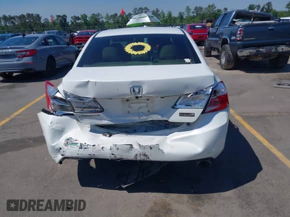 2013 Honda Accord с VIN JHMCR2F74DC000573, выставлен на аукционе IAAI как лот 42133148 с пробегом 154 546 миль миль и . История ставок и продаж доступна на DreamBid. Изображение 16.