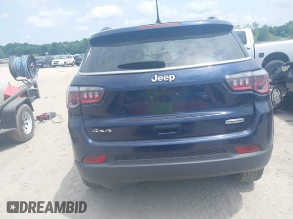 2019 Jeep Compass Latitude with VIN 3C4NJDBB2KT652939, listed as a IAAI auction lot 39583288 with 62,636 mi miles and . Bid and sale history available at DreamBid. Image 16.