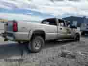 2004 Chevrolet Silverado 2500HD LS z VIN 1GCHK231X4F137978, wystawiony jako Copart lot #66332815 z przebiegiem Nie podano mil oraz Nie do naprawy • Non repairable. Historia ofert i sprzedaży dostępna na DreamBid. Obrazek 3.
