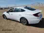 2023 Hyundai Sonata SEL z VIN KMHL64JA3PA311822, wystawiony jako Copart lot #80019425 z przebiegiem Nie podano mil oraz Szkoda całkowita • Salvage title. Historia ofert i sprzedaży dostępna na DreamBid. Obrazek 2.