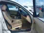 2006 BMW 3 Series 325i с VIN WBAVB13506KX44902, выставлен на аукционе IAAI как лот 42498896 с пробегом 145 111 миль миль и . История ставок и продаж доступна на DreamBid. Изображение 5.