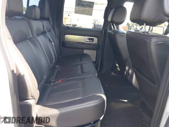 2013 Ford F-150 King Ranch z VIN 1FTFW1ET5DKG15865, wystawiony jako IAAI lot #43314620 z przebiegiem 142 201 mil mil oraz . Historia ofert i sprzedaży dostępna na DreamBid. Obrazek 8.