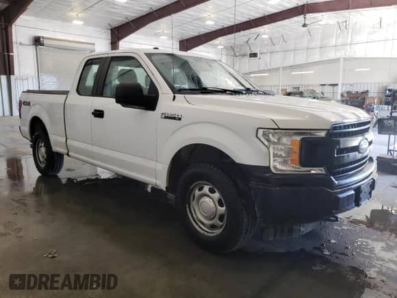 2019 Ford F-150 XL with VIN 1FTFX1E51KKD83518, listed as a Copart auction lot 83940715 with 175,586 mi miles and Clean title. Bid and sale history available at DreamBid. Image 4.