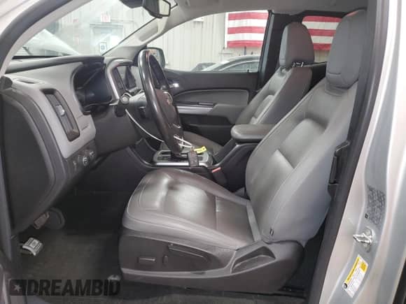 2018 Chevrolet Colorado 4WD LT z VIN 1GCHTCEN7J1142387, wystawiony jako Copart lot #68741395 z przebiegiem 69 717 mil mil oraz Szkoda całkowita • Salvage title. Historia ofert i sprzedaży dostępna na DreamBid. Obrazek 7.