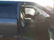 2017 Ford F-150 XL z VIN 1FTEW1EG9HFA65857, wystawiony jako IAAI lot #43411141 z przebiegiem 120 968 mil mil oraz . Historia ofert i sprzedaży dostępna na DreamBid. Obrazek 5.