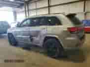 2015 Jeep Grand Cherokee Altitude z VIN 1C4RJFAG2FC157698, wystawiony jako Copart lot #70369305 z przebiegiem 142 461 mil mil oraz Szkoda całkowita • Salvage title. Historia ofert i sprzedaży dostępna na DreamBid. Obrazek 2.