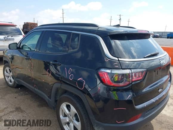 2021 Jeep Compass Altitude with VIN 3C4NJCBB8MT592615, listed as a IAAI auction lot 42424280 with 65,392 mi miles and . Bid and sale history available at DreamBid. Image 3.