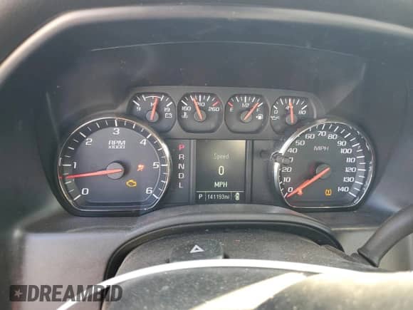 2018 GMC Sierra 1500 z VIN 1GTR1LEHXJZ364346, wystawiony jako Copart lot #44432245 z przebiegiem 141 193 mil mil oraz Szkoda całkowita • Salvage title. Historia ofert i sprzedaży dostępna na DreamBid. Obrazek 9.