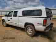 2005 GMC Sierra 1500 SLE z VIN 1GTEK19B85Z184567, wystawiony jako Copart lot #69142805 z przebiegiem Nie podano mil oraz Szkoda całkowita • Salvage title. Historia ofert i sprzedaży dostępna na DreamBid. Obrazek 2.